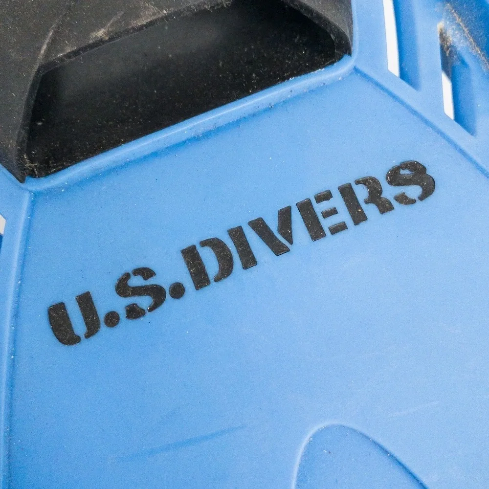 U.S. Divers Pacifica Fins Mens 8.5-9.5 Blue Vented Blade Rubber Snorkel USA